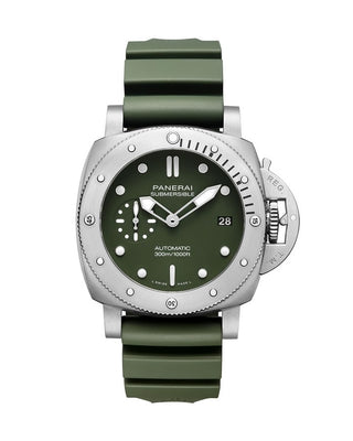 Panerai Submersible PAM1055 Verde Militare 42mm Watch Review