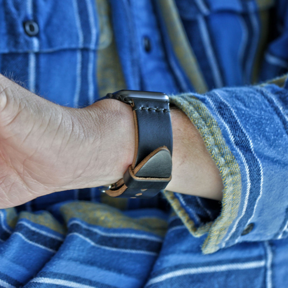 Apple Watch Strap Horween Black Chromexcel Leather Thick DaLuca Straps.