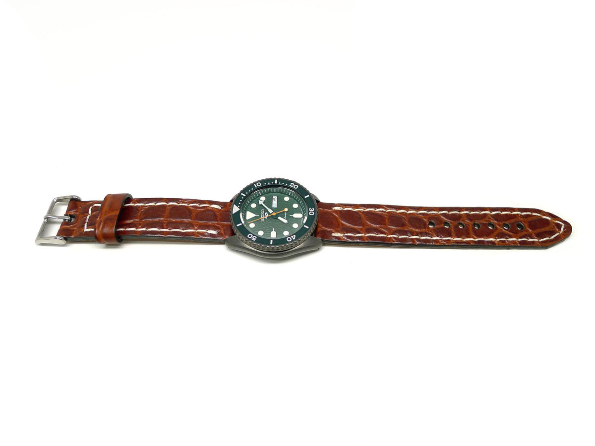 Full view of Chelleo Watch Strap 22mm by Da Luca Straps