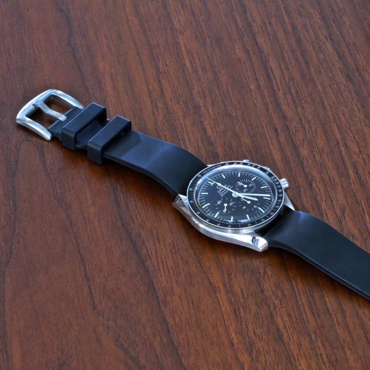 DaLuca Straps Adventurer Rubber FKM Watch Strap Black Lifestyle